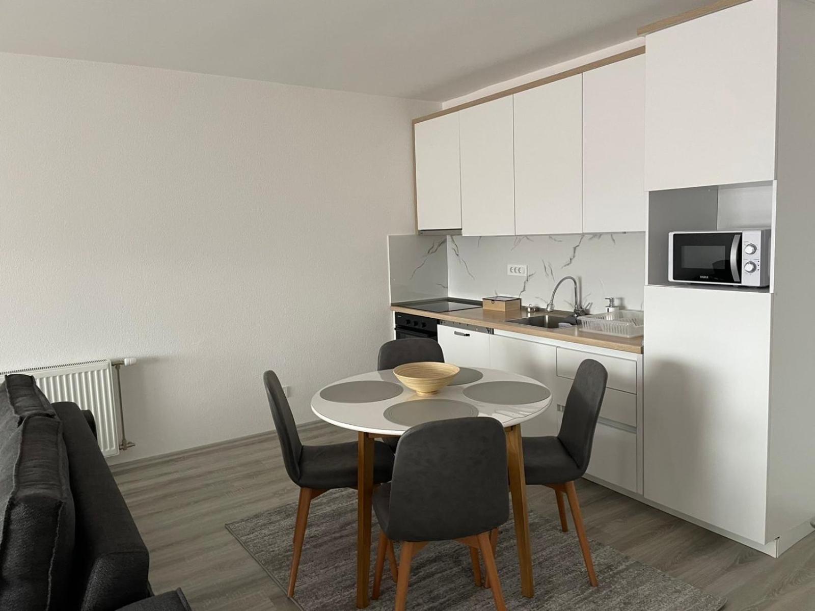 Apartment Prizreni-Free Private Parking Exterior photo