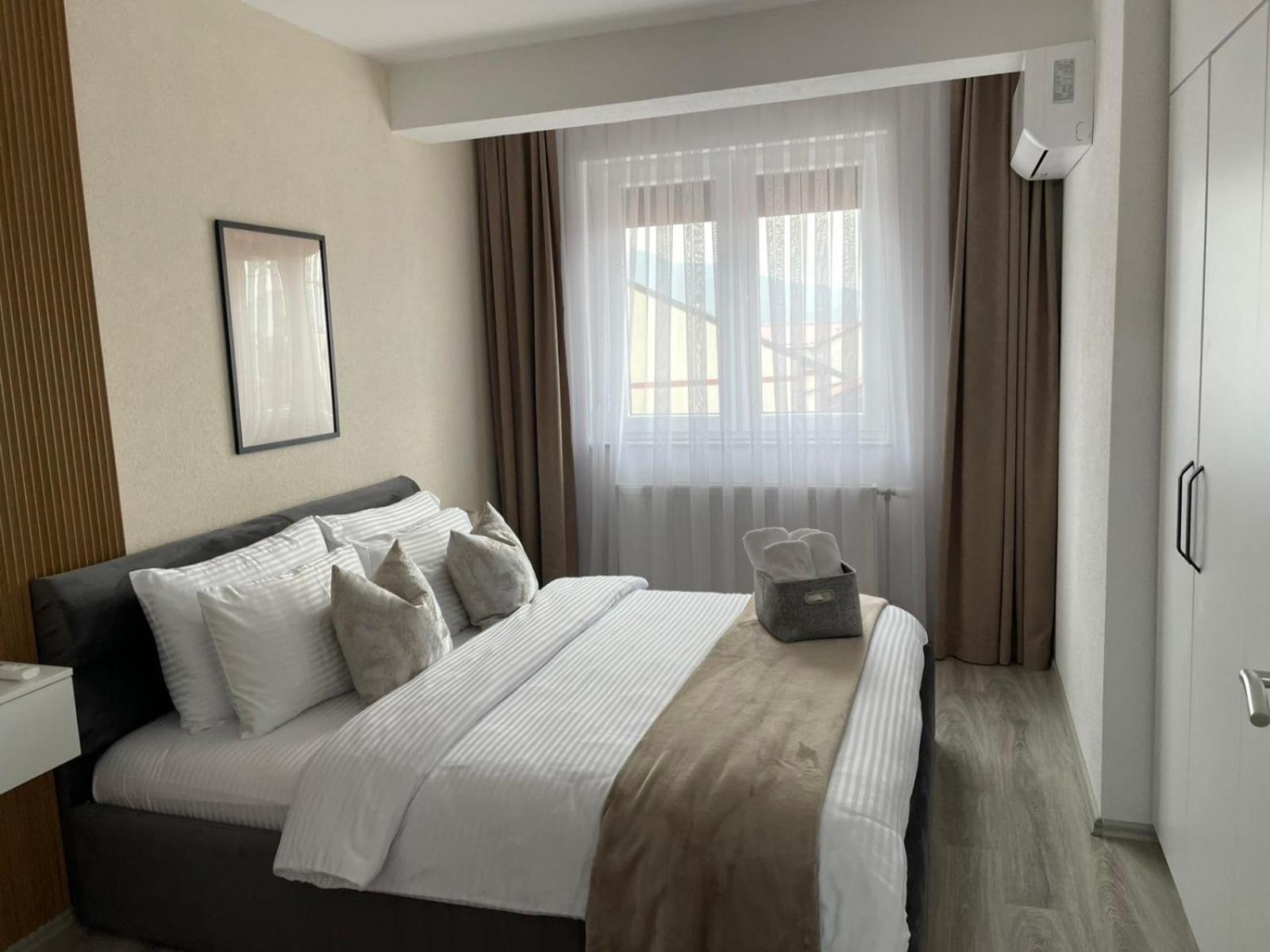 Apartment Prizreni-Free Private Parking Exterior photo
