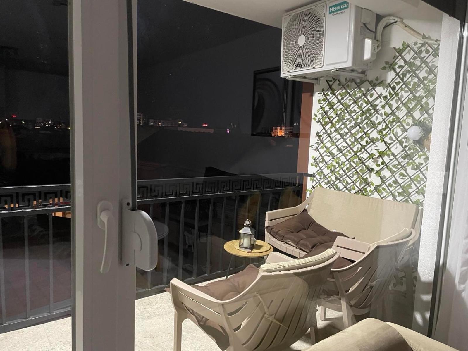 Apartment Prizreni-Free Private Parking Exterior photo
